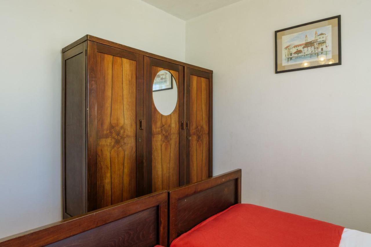 Apartment "Duma" トロギール エクステリア 写真